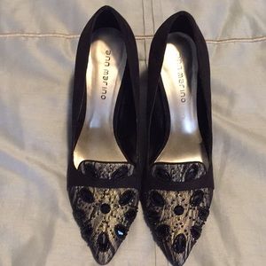 Ann Marino Black Suede Pumps